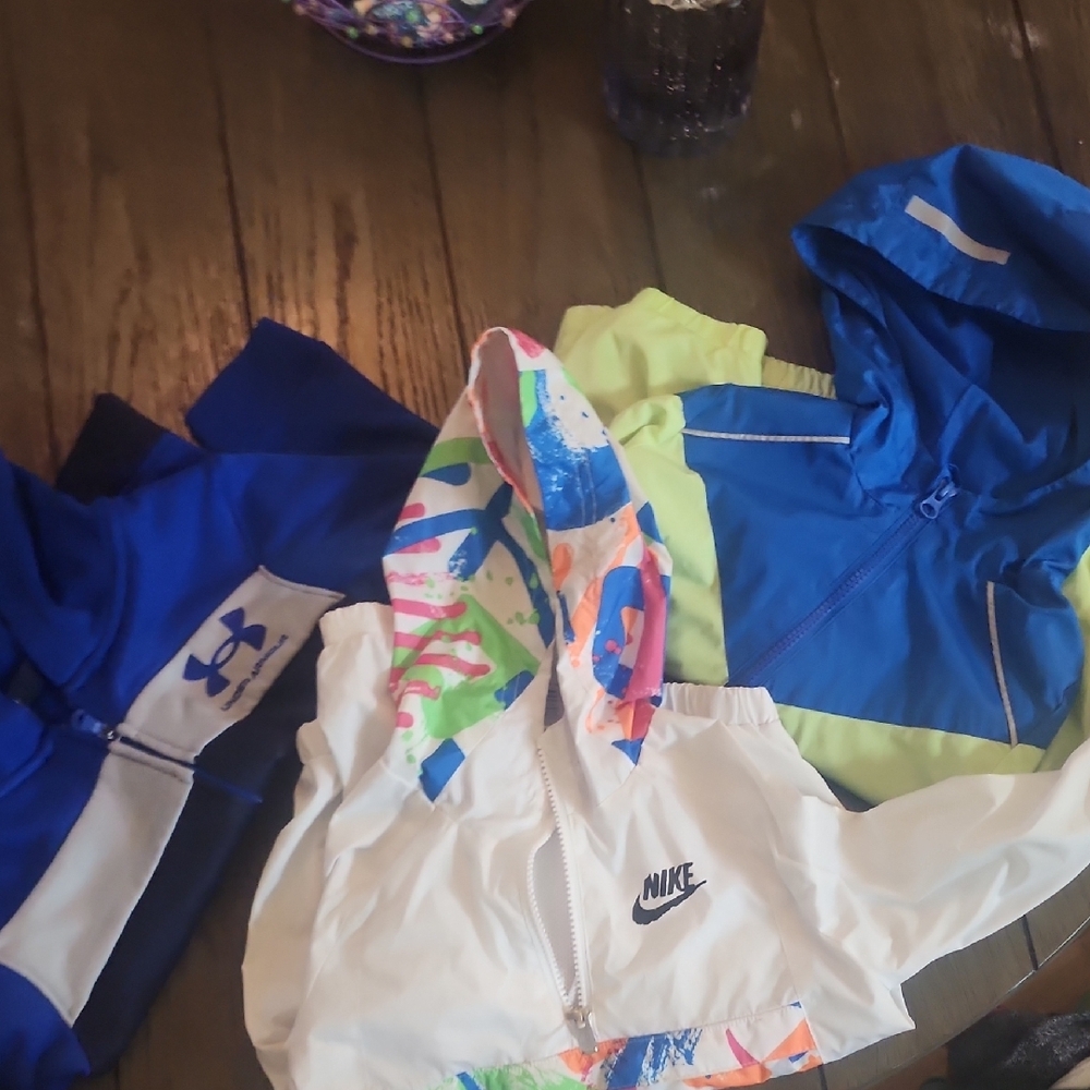 Boys Nike, Under Armour And Wonder Nation Zips